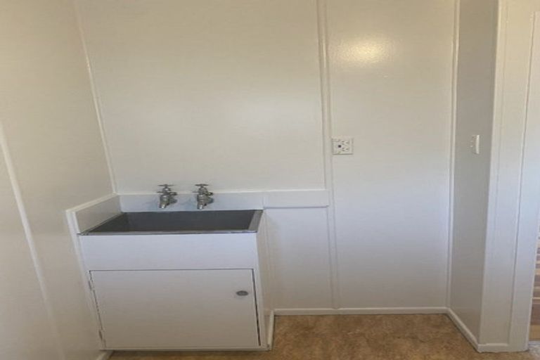 Photo of property in 50 Seabrook Avenue, New Lynn, Auckland, 0600