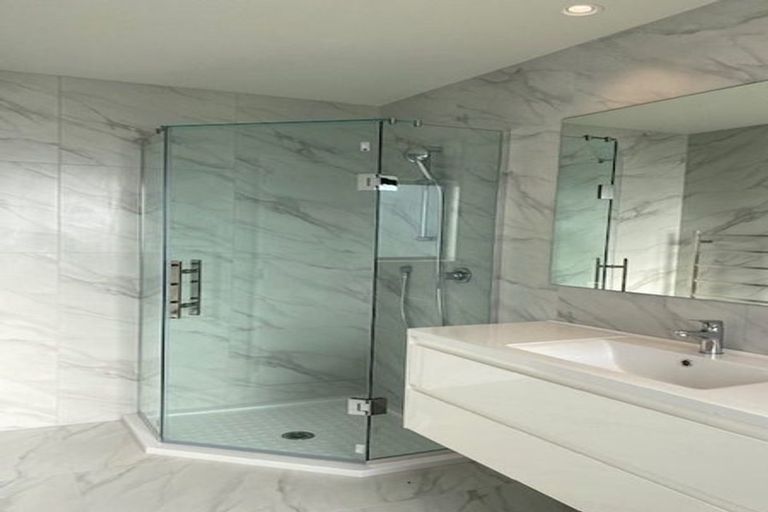 Photo of property in 18a Winfield Road, Kumeu, 0810