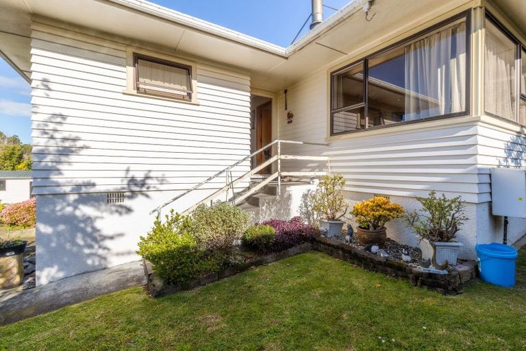 Photo of property in 21 Elizabeth Place, Ferndale, New Plymouth, 4310