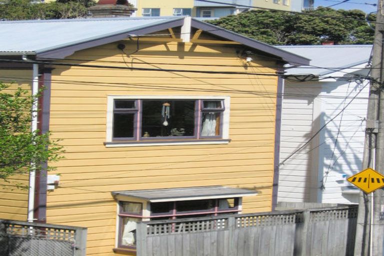 Photo of property in 145b Wallace Street, Mount Cook, Wellington, 6021