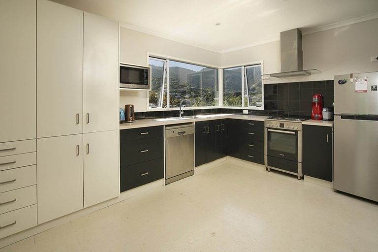 Photo of property in 652 Atawhai Crescent, Atawhai, Nelson, 7010