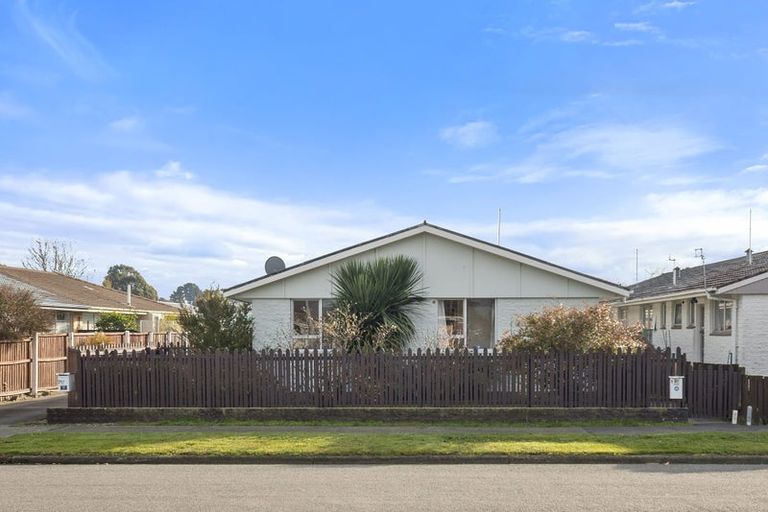 Photo of property in 1/97 Hay Street, Bromley, Christchurch, 8062