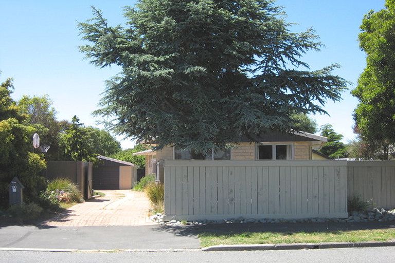 Photo of property in 80 Cottonwood Street, Parklands, Christchurch, 8083