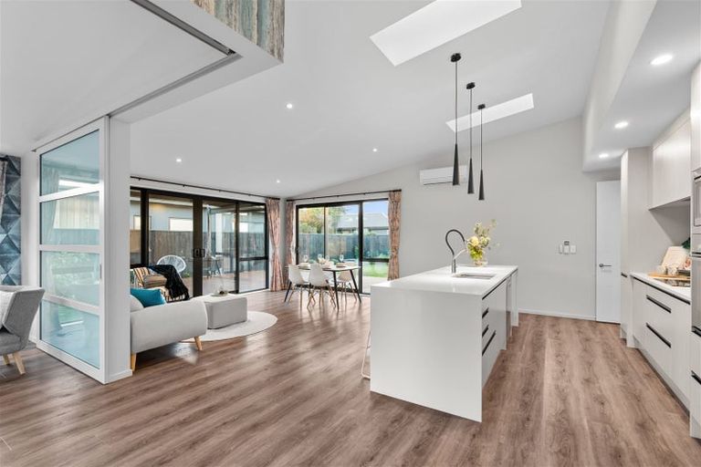 Photo of property in 12 Sorrel Gate, Halswell, Christchurch, 8025