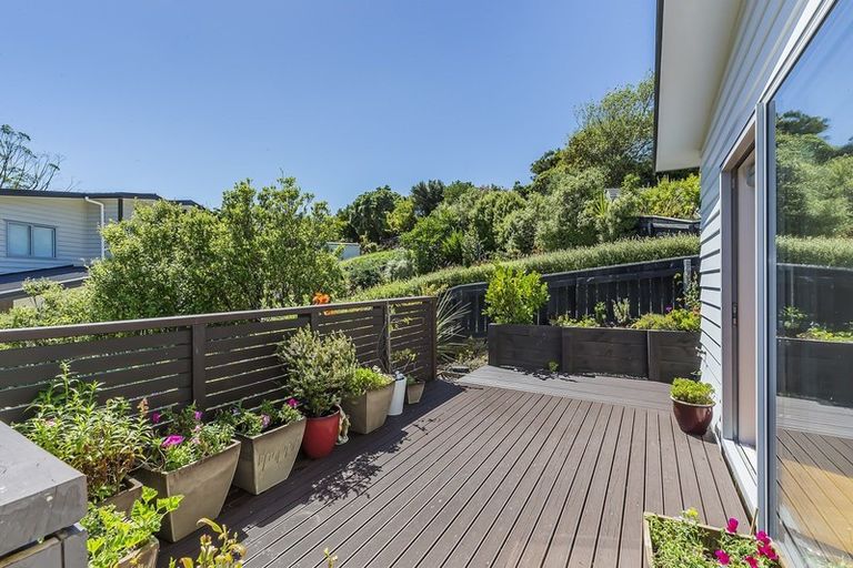 Photo of property in 35 Flotilla Place, Whitby, Porirua, 5024