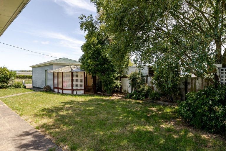 Photo of property in 72 Oparatai Road, Mangatainoka, Pahiatua, 4982