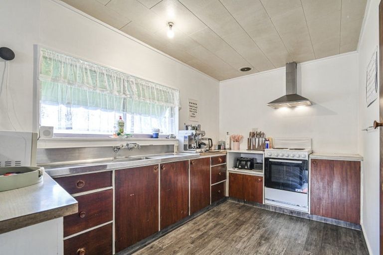 Photo of property in 147 Flaxmere Avenue, Flaxmere, Hastings, 4120