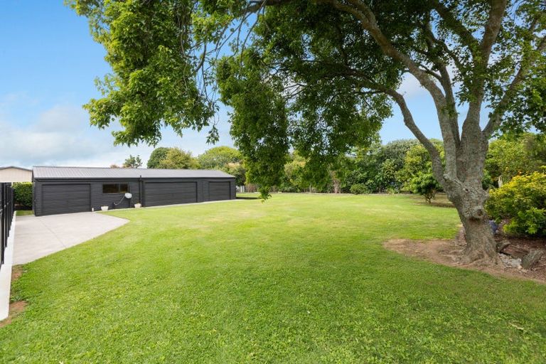 Photo of property in 526 Manutahi Road, Lepperton, New Plymouth, 4373