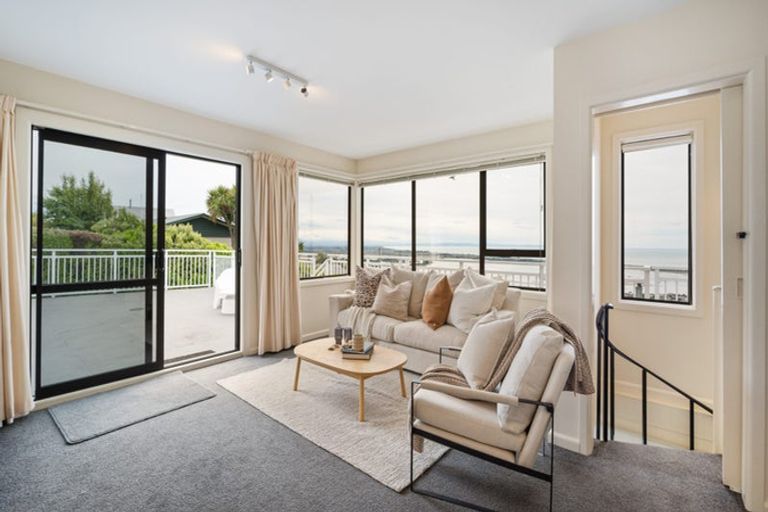 Photo of property in 9 Muritai Terrace, Mount Pleasant, Christchurch, 8081