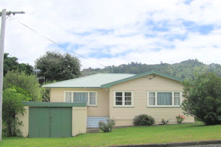 Photo of property in 17 Wallnutt Avenue, Waihi Beach, 3611