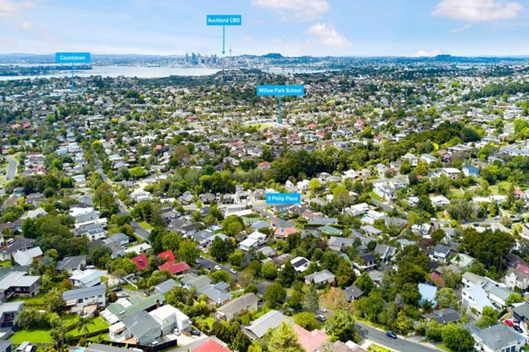 Photo of property in 9 Philip Place, Hillcrest, Auckland, 0627