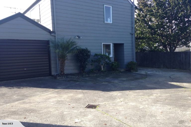 Photo of property in 4/56 Youngs Road, Papakura, 2110