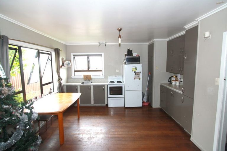 Photo of property in 7 Elm Grove, Westown, New Plymouth, 4310