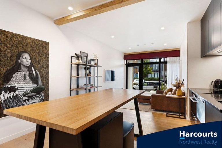 Photo of property in 3/167 Hobsonville Point Road, Hobsonville, Auckland, 0616