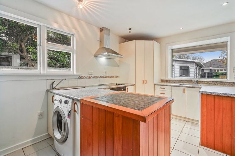 Photo of property in 51 Lionel Street, Avonside, Christchurch, 8061