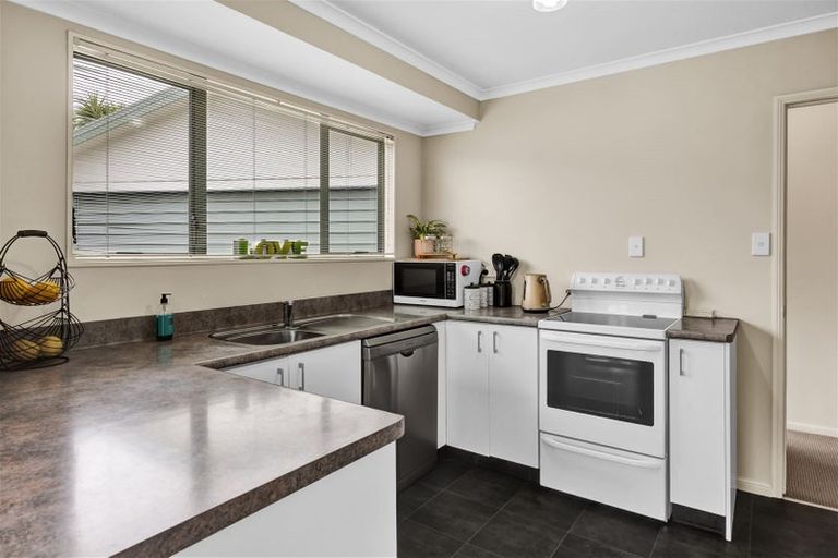 Photo of property in 3b Meade Place, Bell Block, New Plymouth, 4312