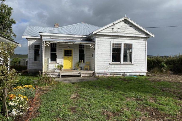 Photo of property in 11 Glentworth Street, Eltham, 4322