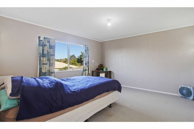 Photo of property in 4 Tern Place, Unsworth Heights, Auckland, 0632