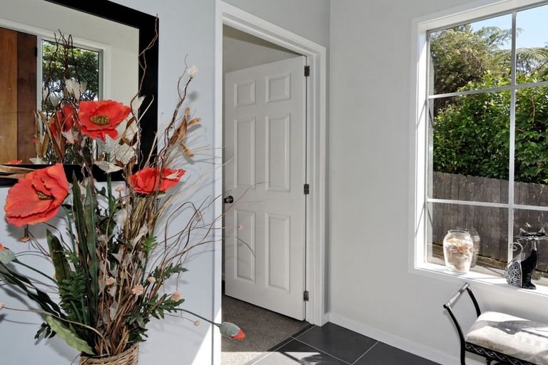 Photo of property in 191 Shaw Road, Oratia, Auckland, 0604