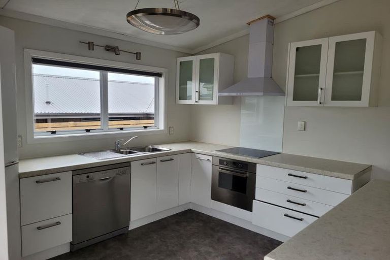 Photo of property in 56a Cutfield Road, New Plymouth, 4310