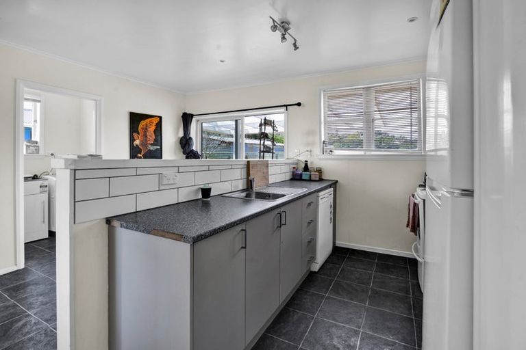 Photo of property in 22 Elizabeth Street, Patea, 4520