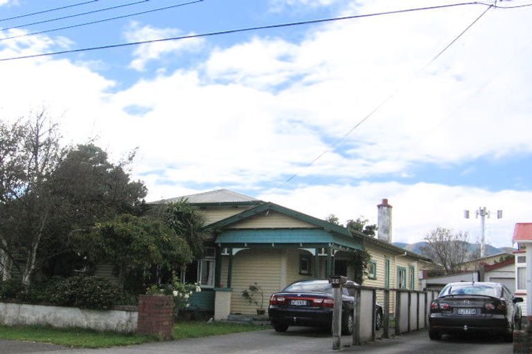 Photo of property in 16 Kensington Avenue, Petone, Lower Hutt, 5012