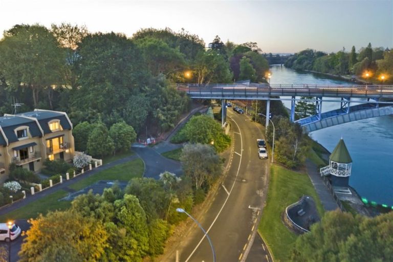 Photo of property in Waterford Estate, 1/102 Grantham Street, Hamilton Central, Hamilton, 3204