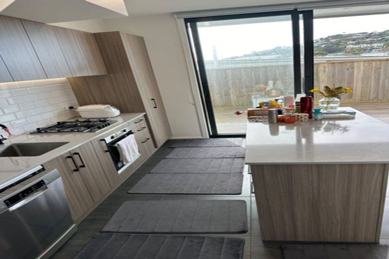 Photo of property in 2/31 Tarawera Road, Johnsonville, Wellington, 6037