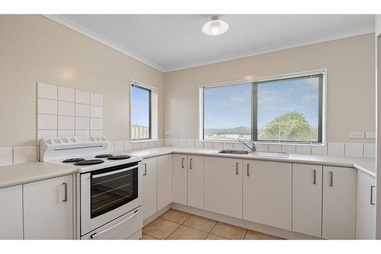 Photo of property in 211 Metcalfe Road, Ranui, Auckland, 0612