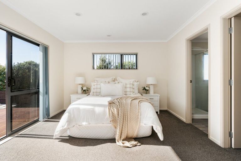 Photo of property in 45 Oteki Park Drive, Welcome Bay, Tauranga, 3112