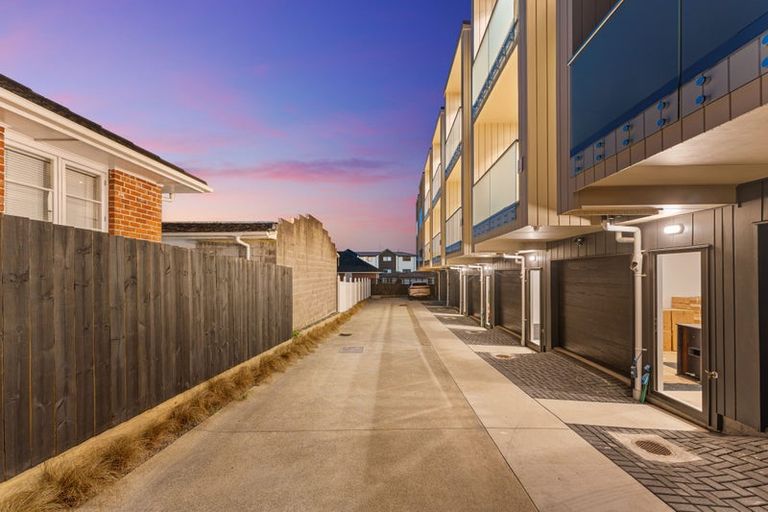 Photo of property in 6/4 Toru Street, Te Atatu Peninsula, Auckland, 0610