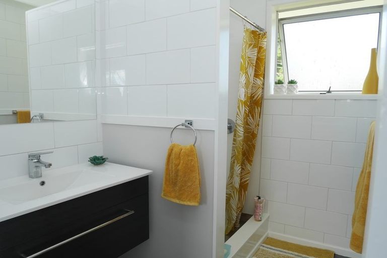 Photo of property in 80 Valley Road, Paraparaumu, 5032