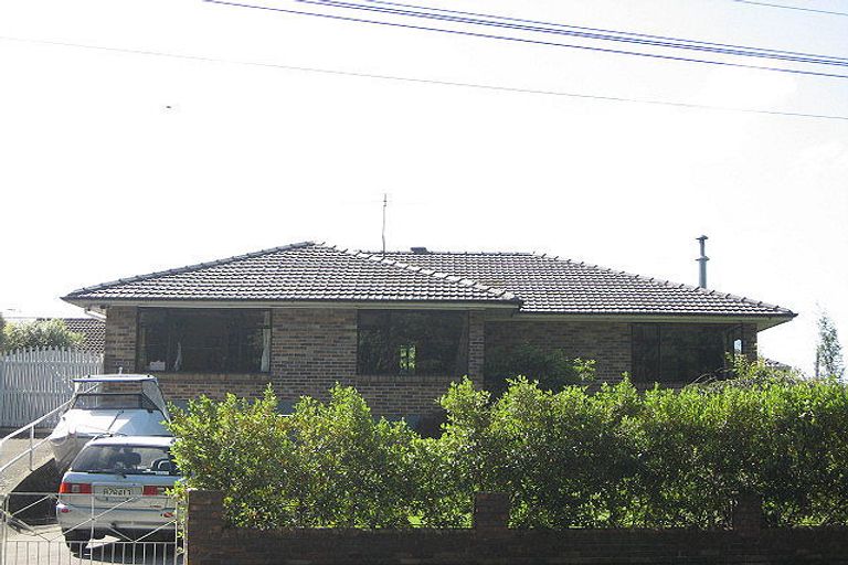 Photo of property in 1 Young Street, Somerfield, Christchurch, 8024