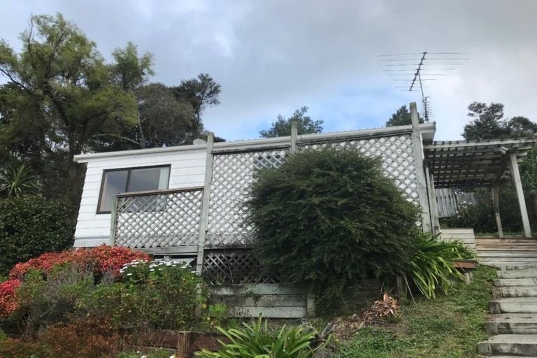 Photo of property in 13 Randal Place, Bayview, Auckland, 0629
