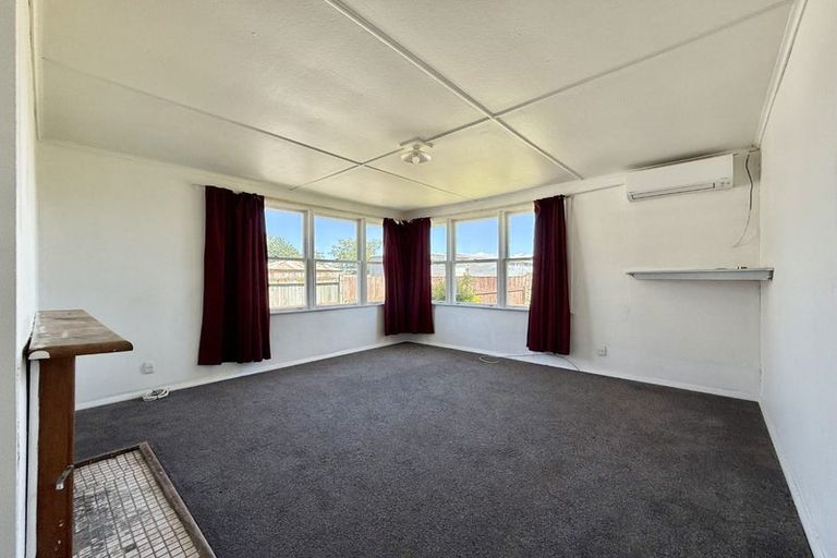 Photo of property in 36 Kummer Crescent, Masterton, 5810