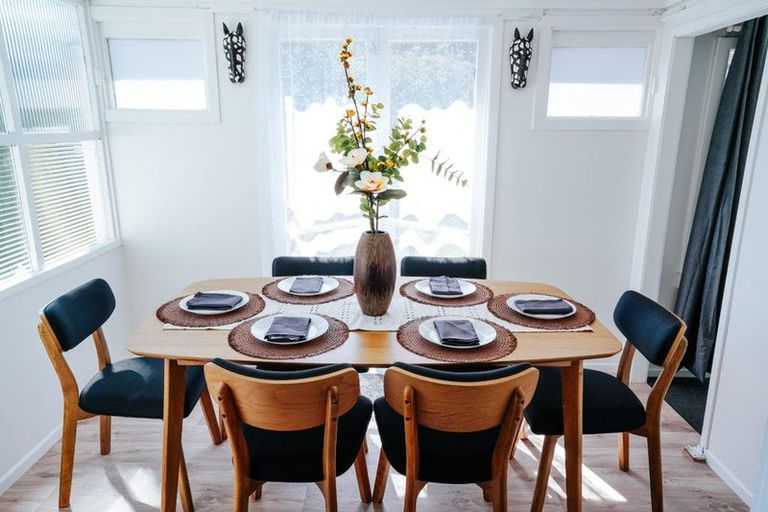 Photo of property in 1437 Hinemoa Street, Rotorua, 3010
