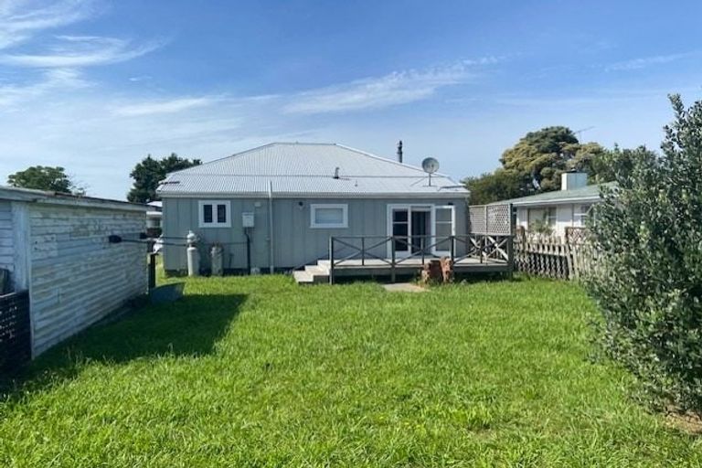 Photo of property in 16 Rutherford Street, Wairoa, 4108