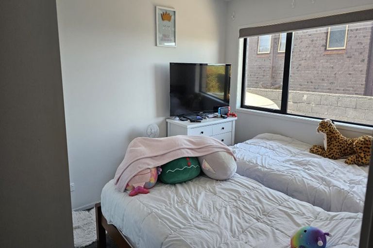 Photo of property in 122 Browns Bay Road, Rothesay Bay, Auckland, 0630