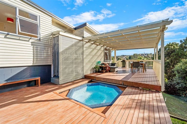 Photo of property in 46 Danbury Drive, Torbay, Auckland, 0630