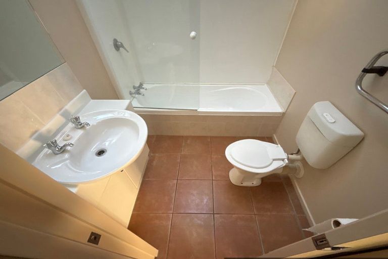Photo of property in 62 Hewitts Road, Merivale, Christchurch, 8014