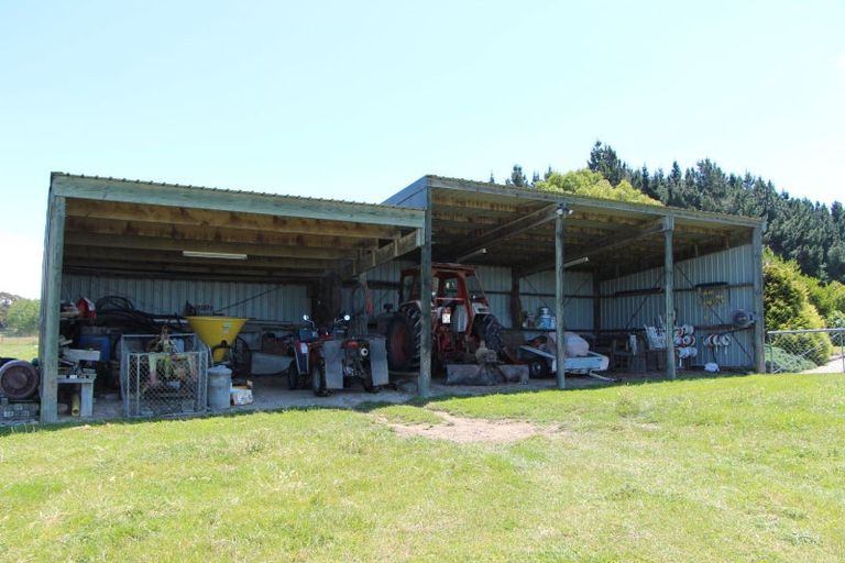 Photo of property in 587 Pleasant Point Highway, Levels, Timaru, 7975