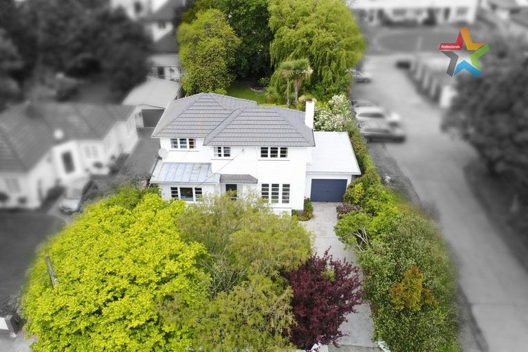 Photo of property in 28 Marina Grove, Hutt Central, Lower Hutt, 5010