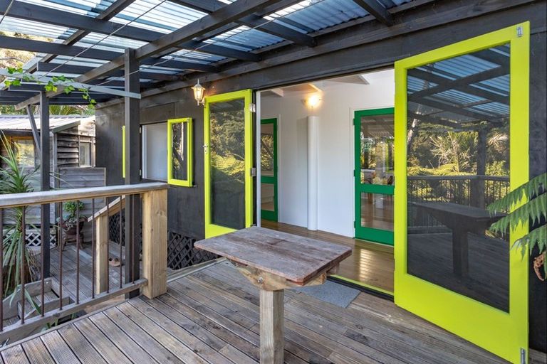 Photo of property in 451 Tuateawa Road, Tuateawa, Coromandel, 3583