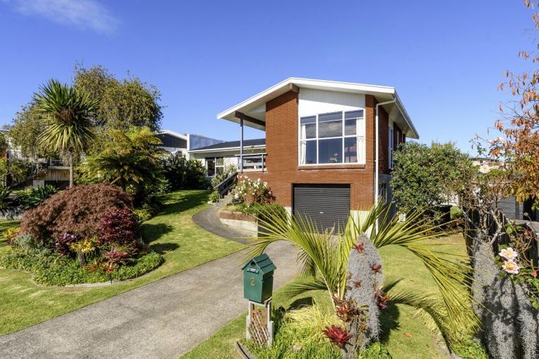 Photo of property in 2 Shelley Street, Otumoetai, Tauranga, 3110