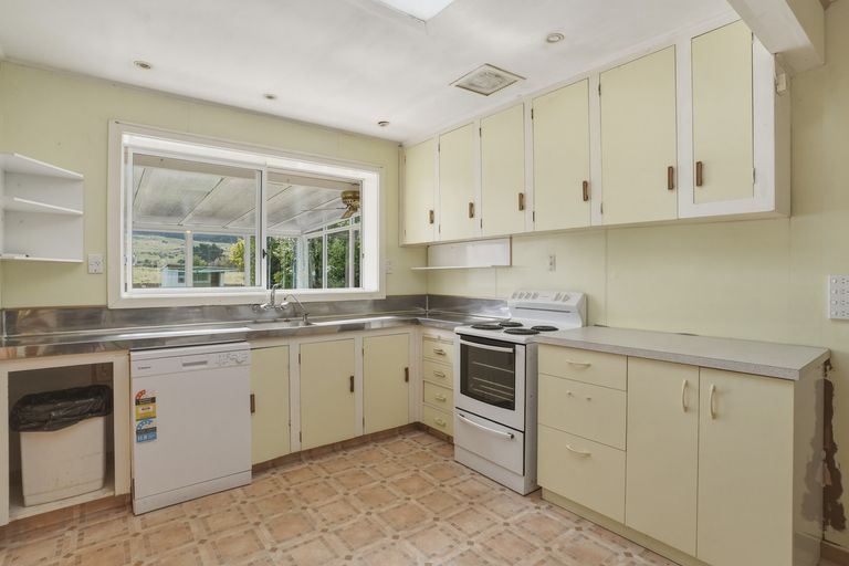 Photo of property in 576 Brighton Road, Westwood, Dunedin, 9035