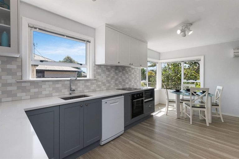 Photo of property in 1a Badger Street, Parklands, Christchurch, 8083