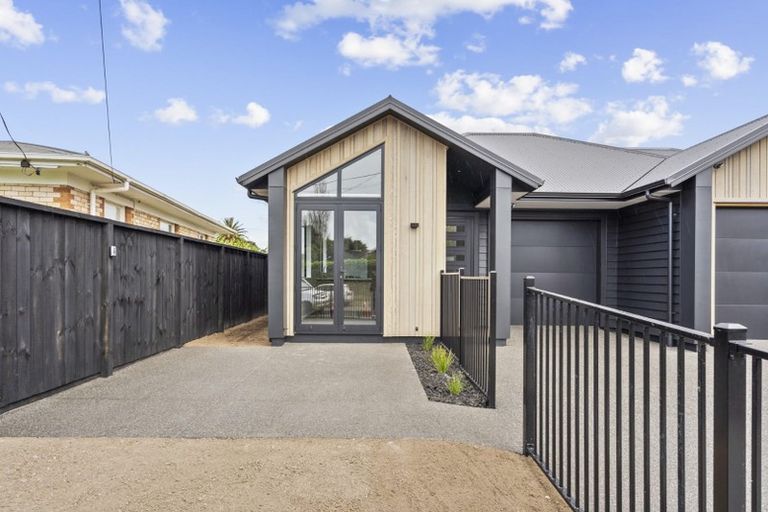 Photo of property in 1/17 Tudor Crescent, Chedworth, Hamilton, 3210