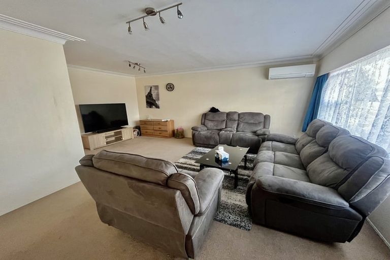 Photo of property in 2/10 Paton Avenue, Papatoetoe, Auckland, 2025