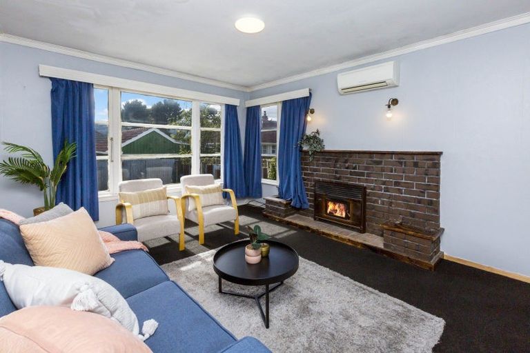 Photo of property in 65 Lane Street, Wallaceville, Upper Hutt, 5018