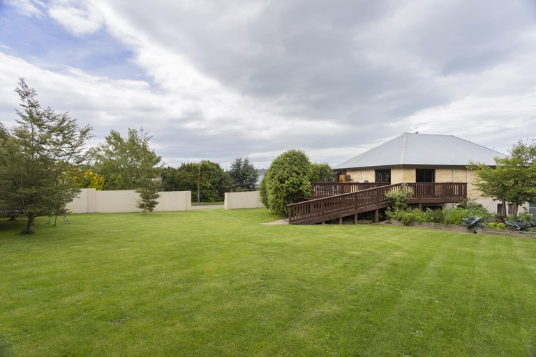 Photo of property in 2 Evered Street, Weston, Oamaru, 9401